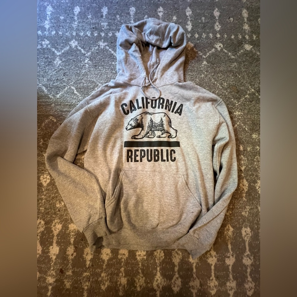Adult California Republic Sweatshirt size medium